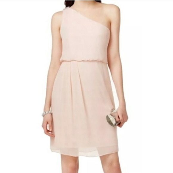 Adrianna Papell Dresses & Skirts - Adrianna Papell dress one shoulder chiffon…